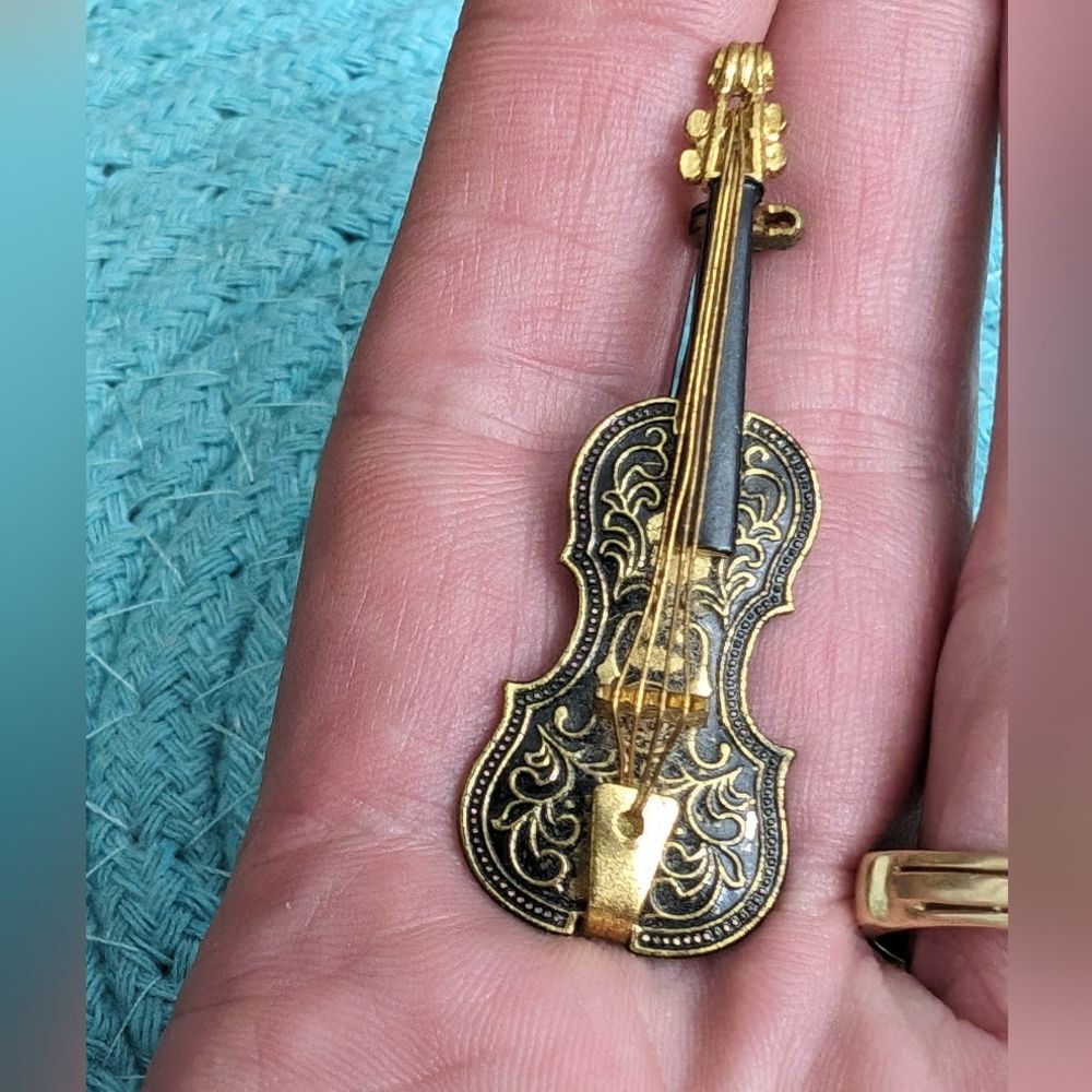 Vintage Western Germany, Rare, Violin/ Guitar Brooch